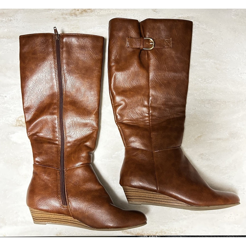 SO Shibainu Women's Tall Wedge Boots, Size 6, Cognac Color Retails $69.99